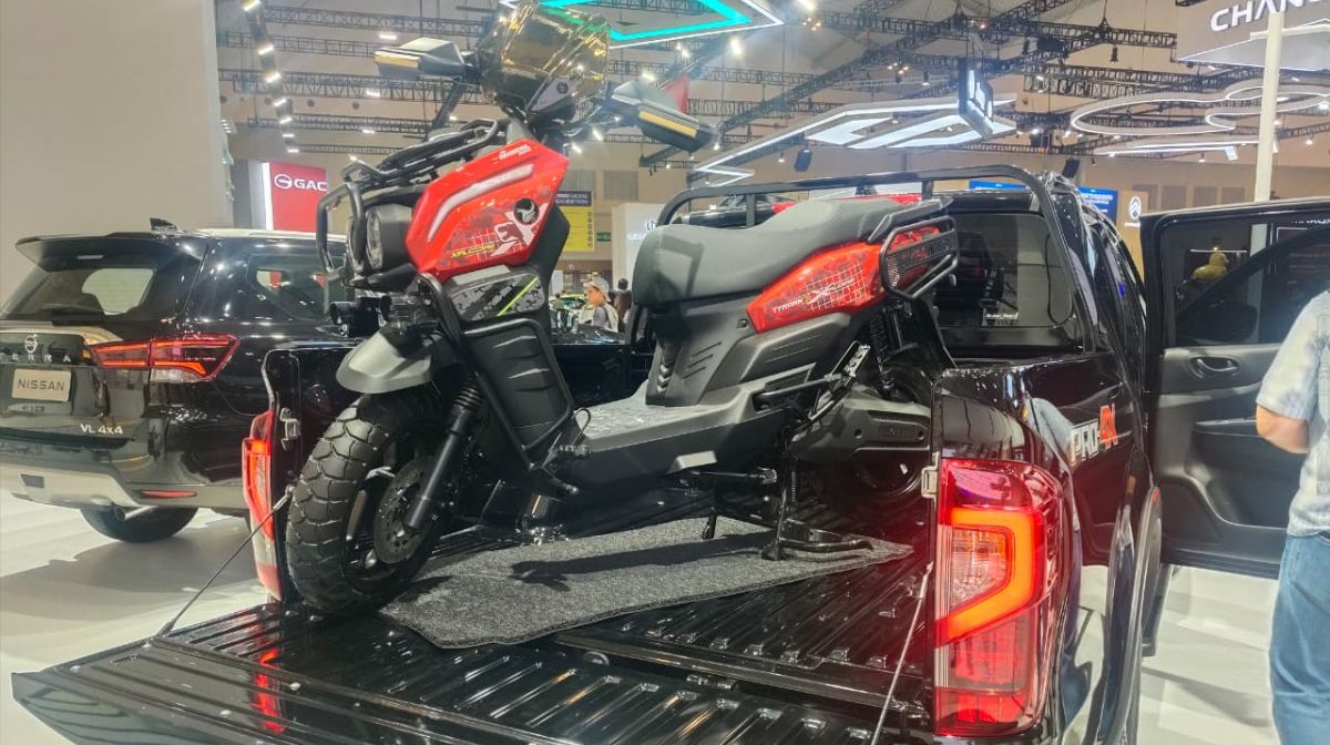 Indomobil eMotor Tyranno X Mejeng Bareng Nissan Navara di GIIAS 2026, Ini Alasan di Baliknya