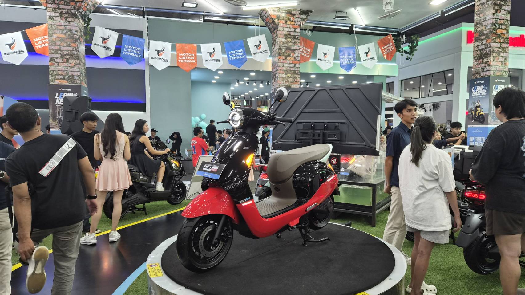 Solusi Motor Listrik Murah untuk Pelajar dan Mahasiswa: Indomobil eMotor QT