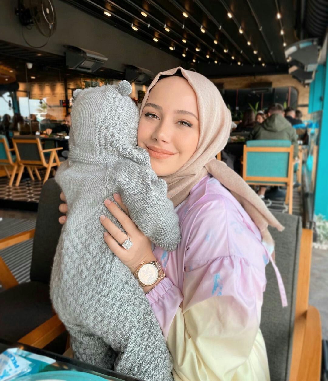 SITI LESTARI